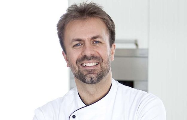 Ricetta torta pere e cacao: lo Chef Luca Montersino, autore della ricetta