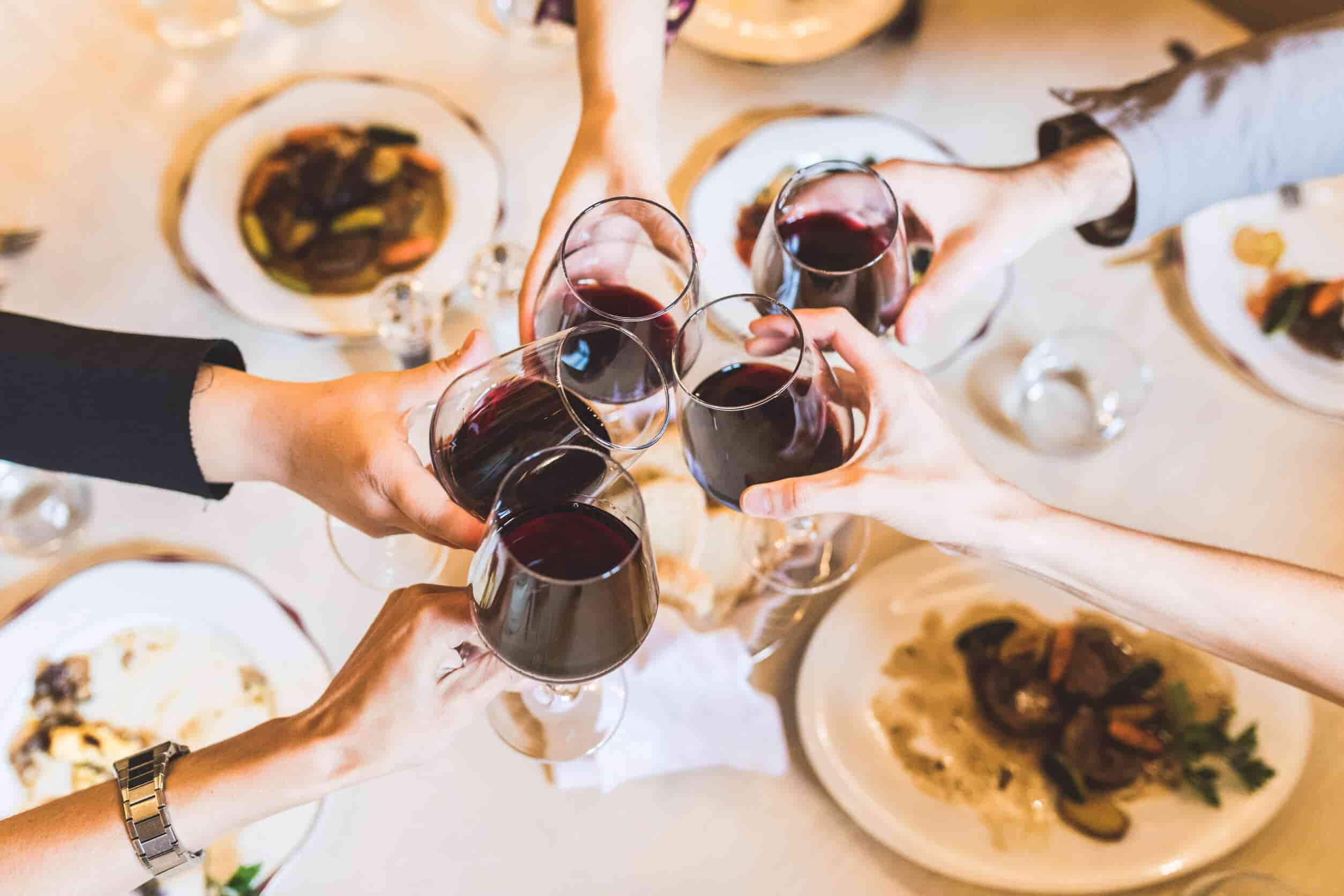 La ristorazione mondiale premia la produzione di vino rosso italiano