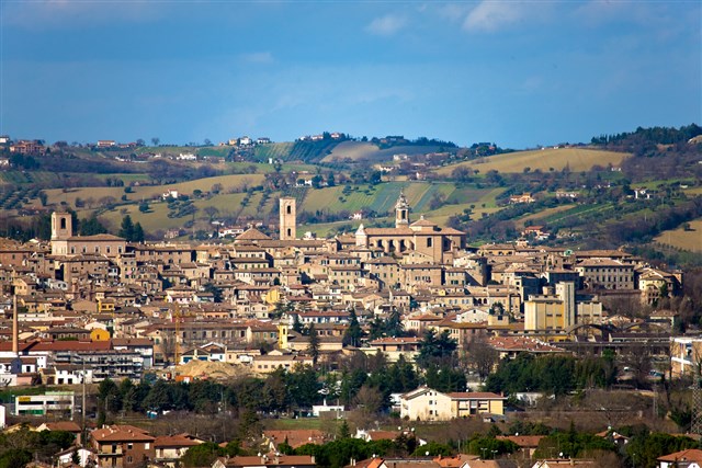 Jesi strada del Verdicchio