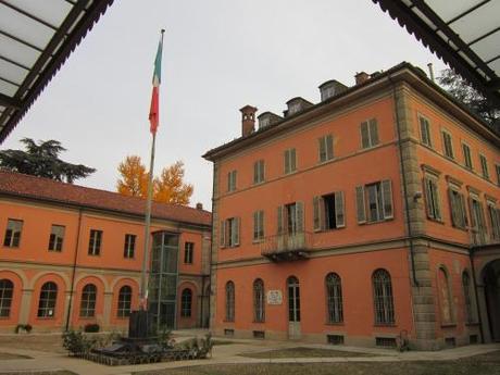 Scuola Enologica di Alba, cortile interno