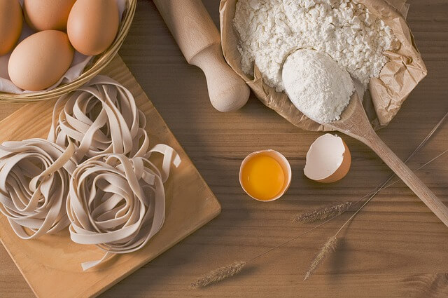 Gli ingredienti per la pasta all'uovo