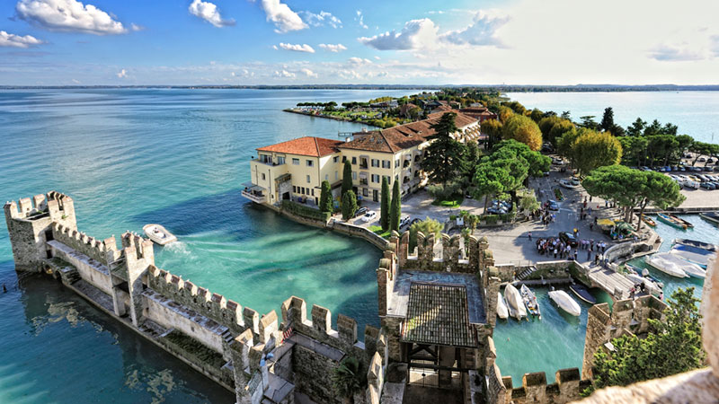 Sirmione Strada Vini del Garda