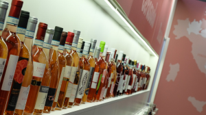 Il Covid non ferma le vendite di vino italiano negli USA