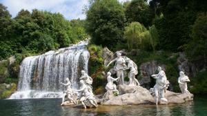 il liquore fatto con le erbe della reggia di caserta