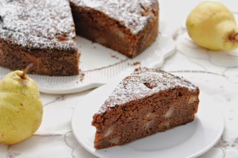 Iniziate la giornata con la colazione: torta pere e cacao