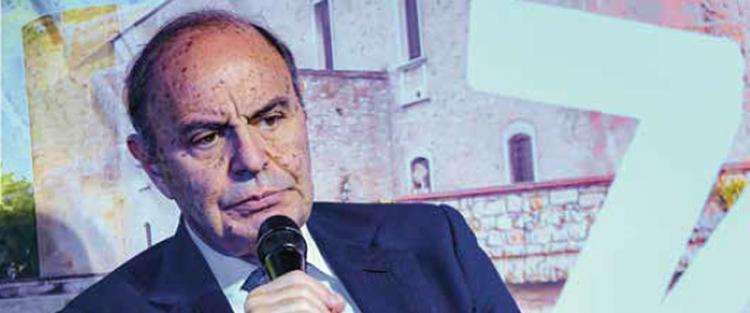 Bruno Vespa: per il vino l'opera dell'enologo è fondamentale come lo è quella del montatore per la tv