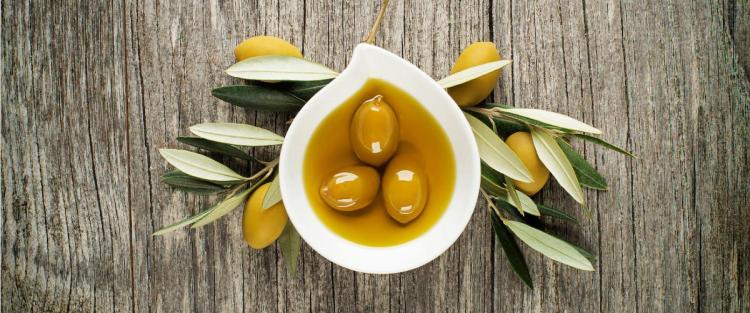 Come riconoscere il vero olio extravergine di oliva