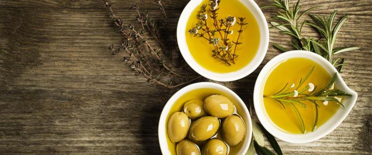 I diversi tipi di olio e i loro usi