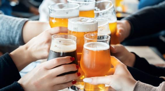 Come versare la birra