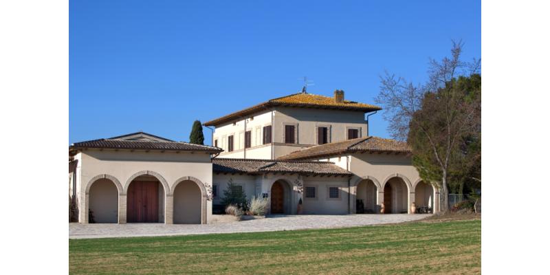 Azienda Agricola Adanti - L'esterno della cantina