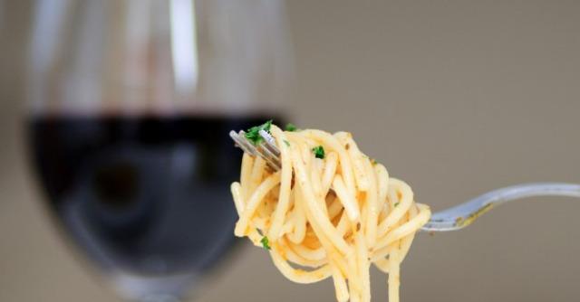 Quanto vino bere al giorno: vino e dieta